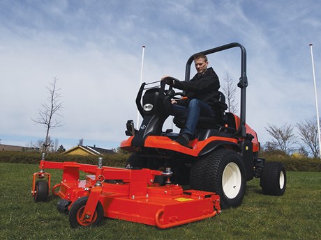 Kubota            F3890 - 4 WD