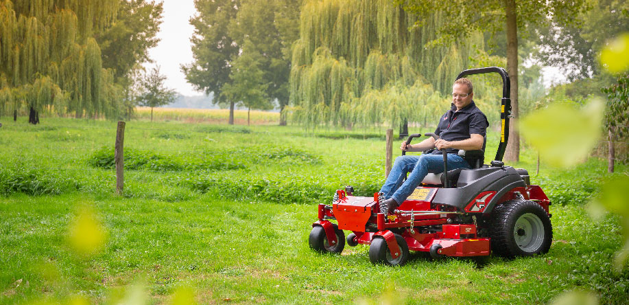 ISX™ 800 Zero Turn Mower